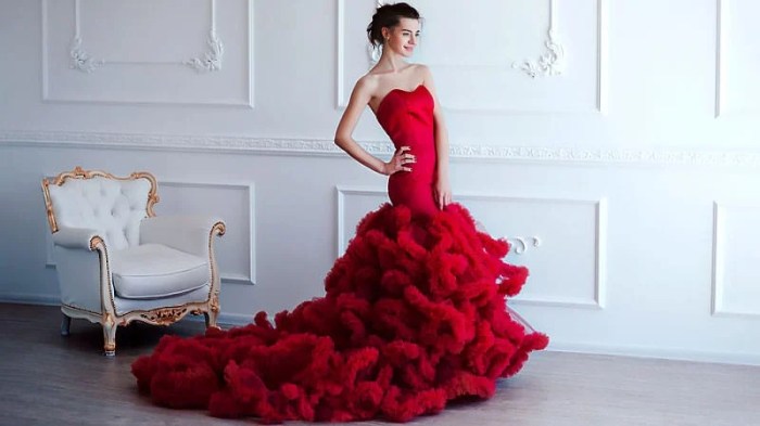 Wedding dress red colour