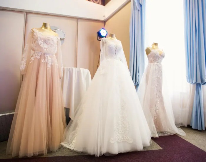 Off the rack wedding dresses